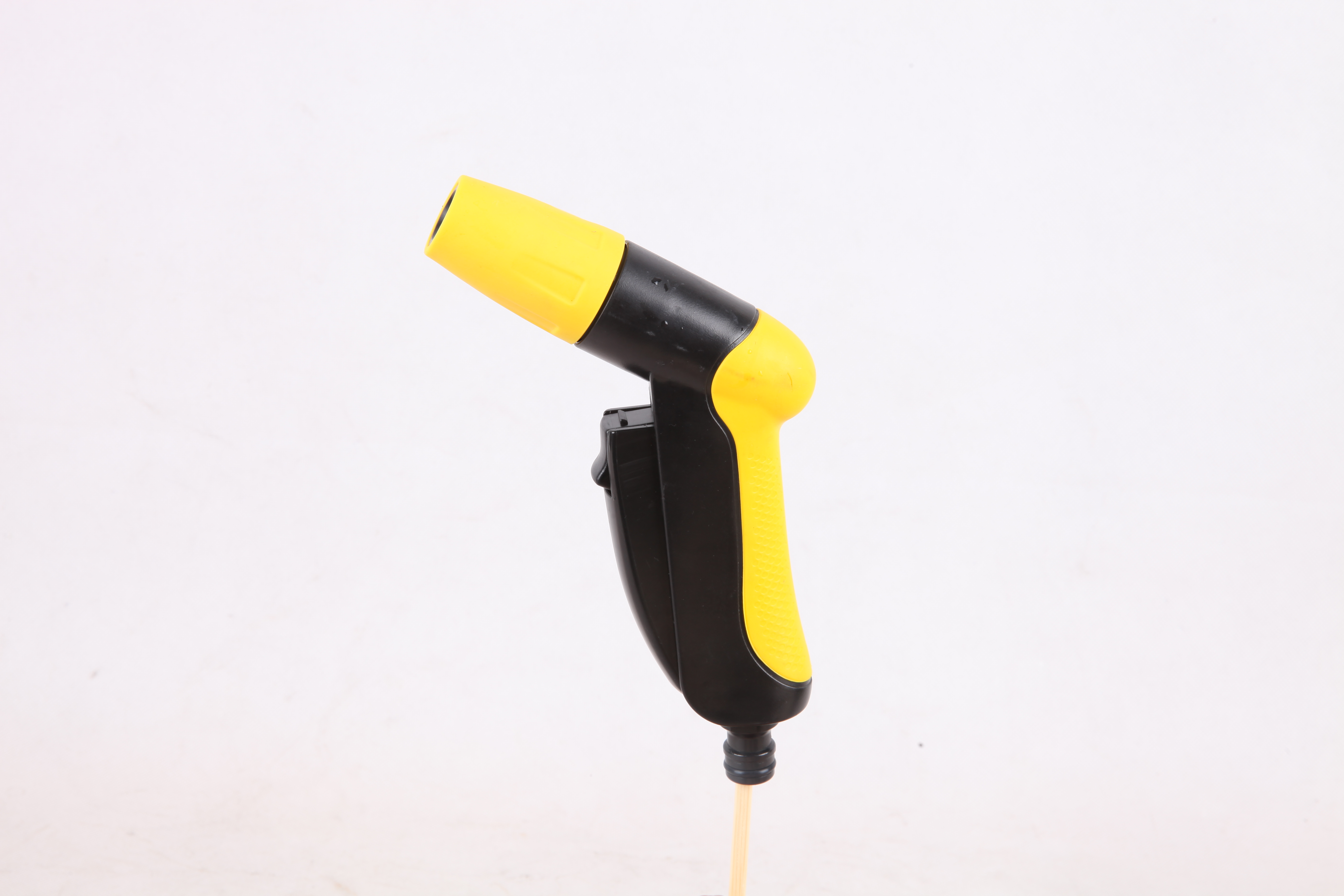 Como escolher um processador de pistola de água para jardim