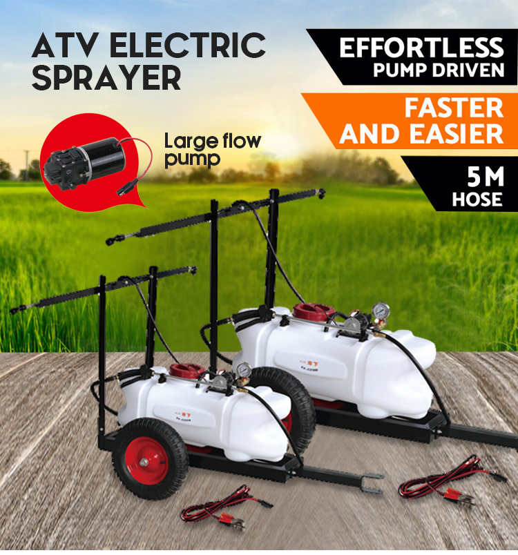 Pulverizador ATV agr&iacute;cola montado e operando em um ambiente de campo agr&iacute;cola